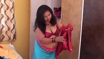 Preview 2 of Julia Inn Videos - HOT AUNTY HER DRESS FOR PLAYINY BASKETBOAL