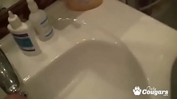 Preview 3 of Sanilion Xxx Hd Veido Downlod - Kleo Makes A Sex Tape In The Bathroom
