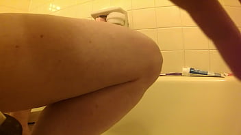 Preview 1 of Sperm Swap Momthing - VAJulieCD shaving her legs and testing her new camera! HD!