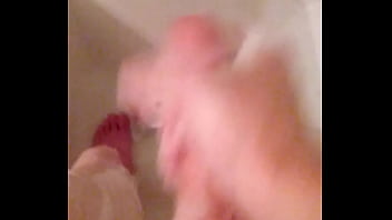 Preview 2 of Hindi Xxvidose - zsexy69 me playing in the shower