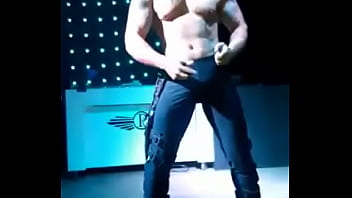 Preview 2 of Blowjob Lesson To Girls - Gogo Boy