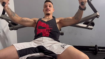 Preview 1 of Cacth Milf - Me chamaram para ser o perssonal deles,  e fudi os dois