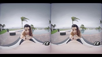 Preview 2 of Nda Khalifa - Anal Sex with Sophia Grace in Virtual Reality!