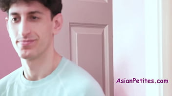 Preview 1 of Very Wear - Anal Helps Asian Teen Go Viral