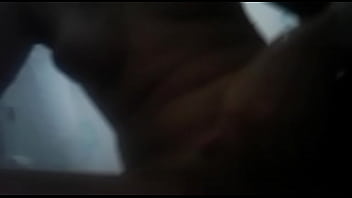 Preview 1 of Sis Rub With Bro - NOVINHA TOCANDO SIRIRICA NO BANHO