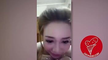 Preview 4 of Pisab Piya - Nữ ho&agrave_ng s&ograve_ l&ocirc_ng livestream khoe bướm