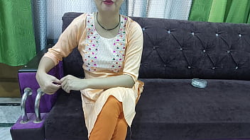 Preview 3 of Engils Xxx Video - Hindi couple romance,  boyfriend convinces girlfriend to have first time sex with love,  romantic mood,  xxx in Hindi