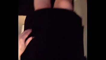 Preview 1 of Voyeur Se Folla - trim.12ADDA70-8C7D-474B-94AF-888C303CE084.MOV