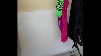 Preview 2 of Seduced Get Sister - las tangas de mi vecina ....