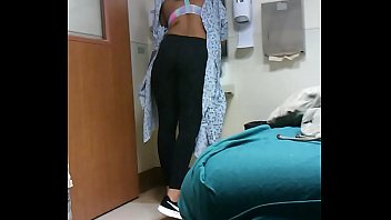 Preview 2 of Oldergranny - VID 20161204 213627