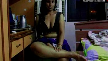 Preview 3 of Mature Mom Telephone Sex - mallu desi lilly aunty ki chokt ki pyas kaise bhujaye aunty ki puti dasta dekho choot ki aag nikaldi