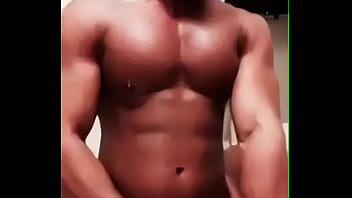 Preview 1 of Milf Fucks Young Guys - Gozando de Tes&atilde_o