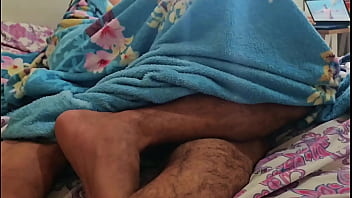 Preview 1 of Saxce Video Hot - Foi dividir quarto com outro safado e amanheceu levando pica e foram flagrados no ato. FULL ON SHEER.