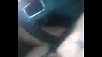 Preview 1 of Moms Fuck Condom - Bebendo porra dentro do carro