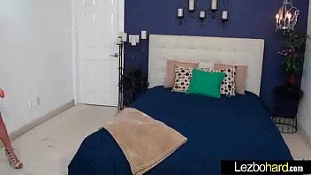 Preview 3 of Termina Dentro De Madre - (Shae Summers &amp_ Brianna Oshea) Teen Hot Lesbians Girls In Sex Act On Cam vid-27
