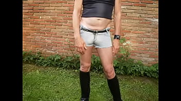 Preview 2 of Son Grabe His Mom - shorts 2016-6-3 (1).AVI