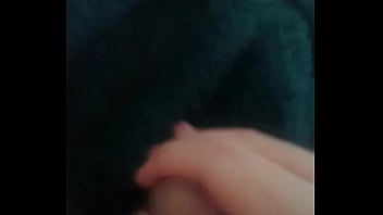 Preview 3 of Jasmine Caro Gangbang - Moleque batendo uma em casa e gozando 2016