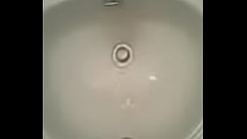 Preview 3 of Tetona Dormida - Cumming in sink