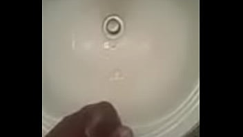 Preview 1 of Tetona Dormida - Cumming in sink