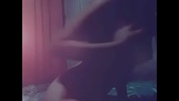Preview 3 of Britneys Clit - Recien ba&ntilde_ada mientras mi novio no esta ?
