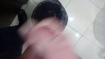 Preview 3 of Ashley Fire Fucks Her Stepnson - pajilla en servicios del bar