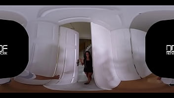 Preview 1 of Thiroor Aunty - Cutie for Hire - Hardcore Fucking to get the Job