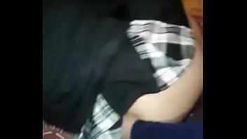 Preview 1 of Bus Xxxx Sixy Movies - Pareja folla mientras vecino los graba