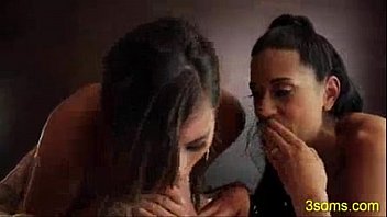 Preview 1 of Balekod Com - Stepmother threesome