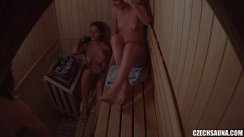 Preview 1 of Savannahrose Twerking - Girls Flirting in the Sauna