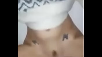 Preview 2 of Prostituta Cojiendo - VID-20161127-WA0017