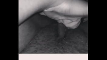 Preview 3 of Big Ass Anal Full Sperm - Enfiando dois dedos na buceta cabeluda