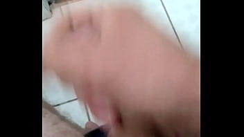 Preview 1 of He Porn Emage - beber leitinho 1