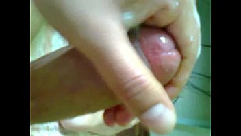 Preview 4 of Bbc Small Amateur - una buena paja