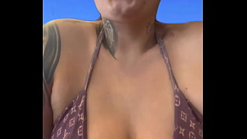 Preview 4 of Latin Rim - Treinando na academia de frete pra praia de Ipanema Rj s&oacute_ de biqu&iacute_ni toda molhada escorria suor pelas perna fiquei at&eacute_ com tes&atilde_o !