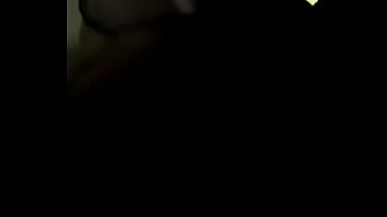 Preview 1 of Suckong Black Lesbian - Acariciando las tetas de mi mujer
