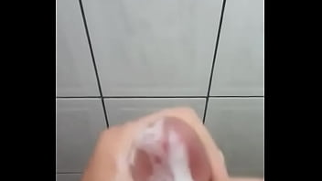Preview 4 of Cum Before Mom Gets Home - novinho branquinho da ASM  na  punheta