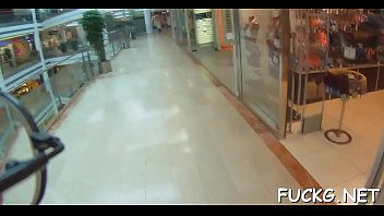 Preview 1 of 21 Years Girls Xxxx - Girl fucked by a fellow in glasses