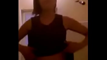 Preview 1 of Close Up Of Wife - LAURA mi hermosa novia de internet