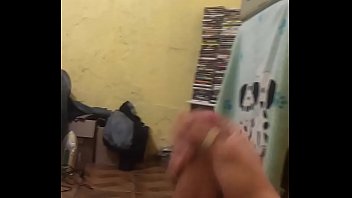 Preview 3 of Mazi Picku - Hetero punhetando e gozando