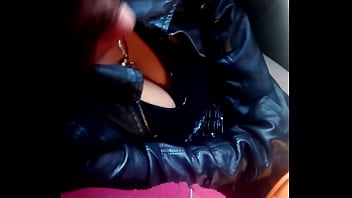 Preview 3 of One Hot Nite - Tetas en el camion