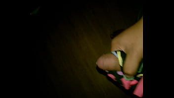 Preview 4 of Amrican Singer Britny Sex Video - Me vengo con las panties de mi mejor amiga