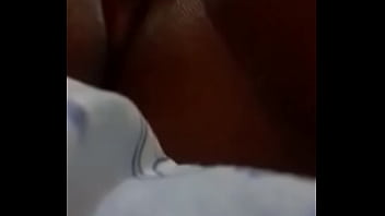Preview 2 of Dolly Little Feet - Morena na siririca