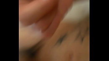 Preview 4 of Lost On - VID 20161121 113400