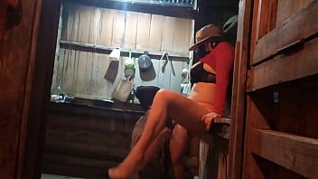 Preview 3 of X Xxx Movei - EL PADRASTRO LA USO COMO TRAPO LIMPIA PISOS Y LA SOMETIO COMO UNA ZORRA!! LE DIO TAN BUEN SEXO QUE AL G&iexcl_FINAL CASI SE INFARTA EL VIEJO SUCIO. PORNO REAL CASERO. 1