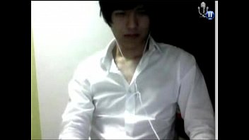 Preview 1 of Shemale Come Vedios - Twinkie Boy on Cam