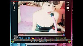 Preview 4 of Amanda And Ej - 大奶美女主播&ldquo_恰花花&rdquo_性感開檔還是激情陪聊