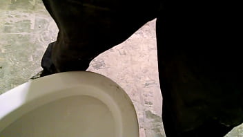 Preview 3 of Jepang Ank Bocah Vs Ayah - JACKING OFF IN THE BATHROOM AT WORK