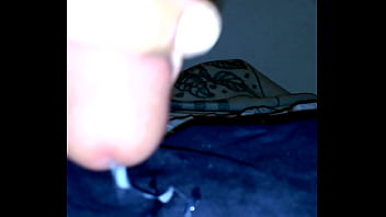 Preview 2 of 1rose Horny - Una buena corrida ... Mucha leche