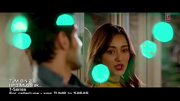 Preview 1 of Hot Mom Silk Nightie - Ishq Mubarak (Tum Bin 2)(PcHDvideos.Com)