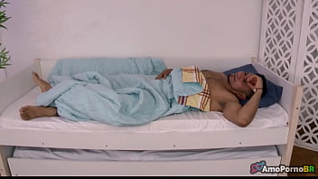 Preview 4 of Asia Teen Softporn - Todos achavam era &ldquo_simples&rdquo_ discuss&atilde_o entre meios-irm&atilde_os dentro de casa. - AmoPornoBR